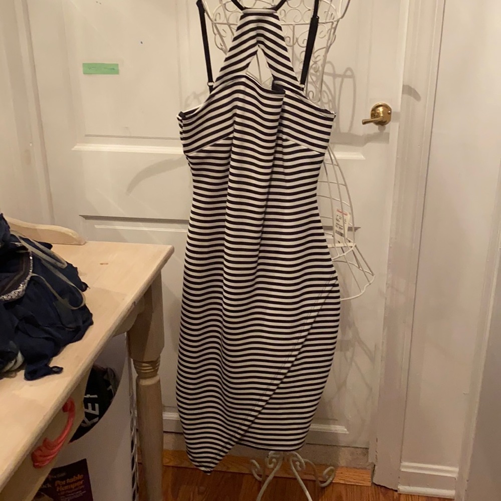 Dress. Tight. Long.